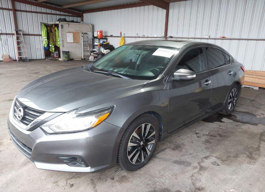Photo 6 of 2018 Nissan Altima 2.5 SV (VIN 1N4AL3AP6JC152508)