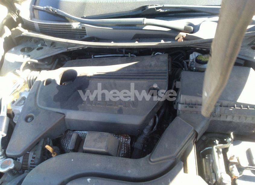 Photo 10 of 2018 Nissan Altima 2.5 SR (VIN 1N4AL3AP6JC152766)