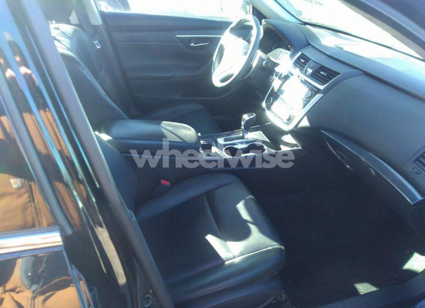 Photo 5 of 2018 Nissan Altima 2.5 SR (VIN 1N4AL3AP6JC152766)