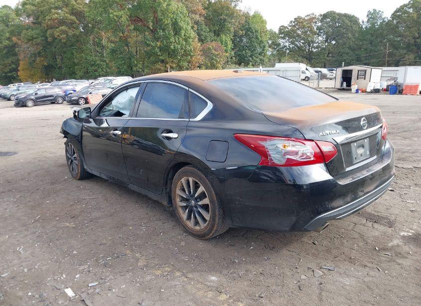 Photo 3 of 2018 Nissan Altima 2.5 SL (VIN 1N4AL3AP6JC162746)