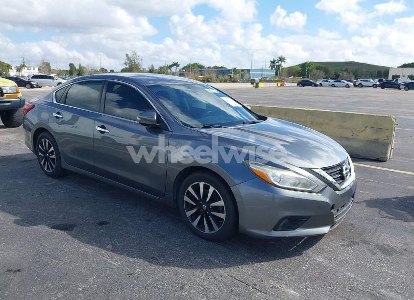 2018 Nissan Altima 2.5 SL (VIN 1N4AL3AP6JC167865) main photo