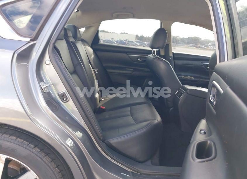 Photo 8 of 2018 Nissan Altima 2.5 SL (VIN 1N4AL3AP6JC167865)