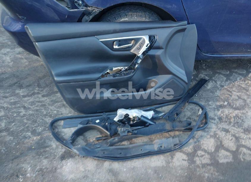 Photo 12 of 2018 Nissan Altima 2.5 SV (VIN 1N4AL3AP6JC168174)