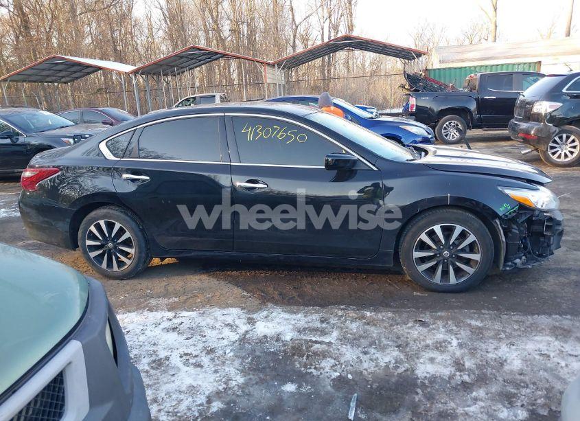 Photo 14 of 2018 Nissan Altima 2.5 SV (VIN 1N4AL3AP6JC168174)