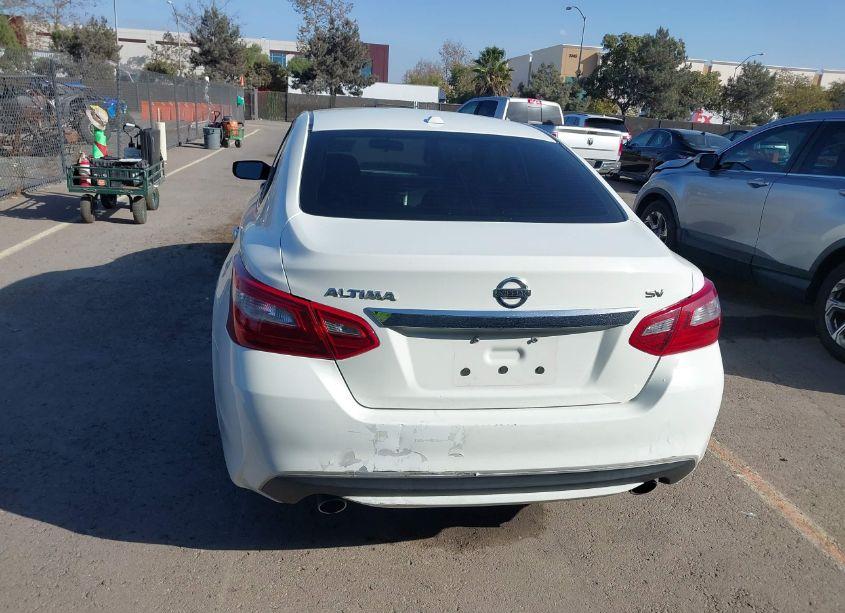 Photo 17 of 2018 Nissan Altima 2.5 SV (VIN 1N4AL3AP6JC173200)