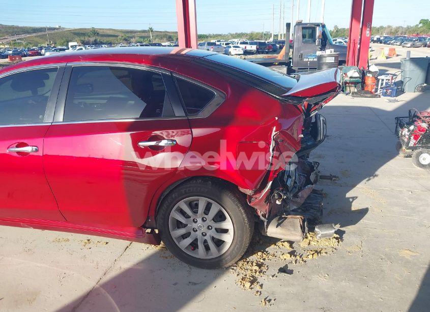 Photo 13 of 2018 Nissan Altima 2.5 S (VIN 1N4AL3AP6JC176114)