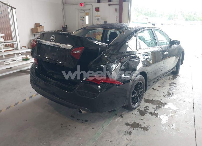 Photo 4 of 2018 Nissan Altima 2.5 S (VIN 1N4AL3AP6JC182012)