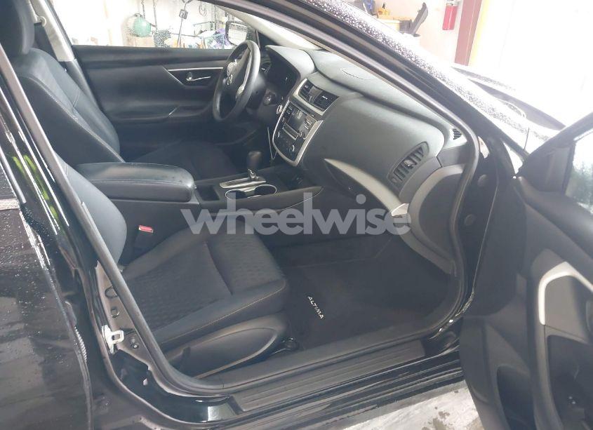 Photo 5 of 2018 Nissan Altima 2.5 S (VIN 1N4AL3AP6JC182012)