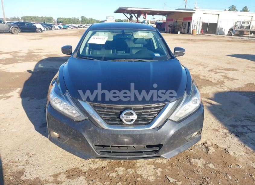 Photo 6 of 2018 Nissan Altima 2.5 SL (VIN 1N4AL3AP6JC183791)