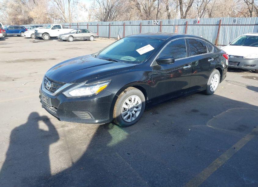 Photo 2 of 2018 Nissan Altima 2.5 S (VIN 1N4AL3AP6JC187419)