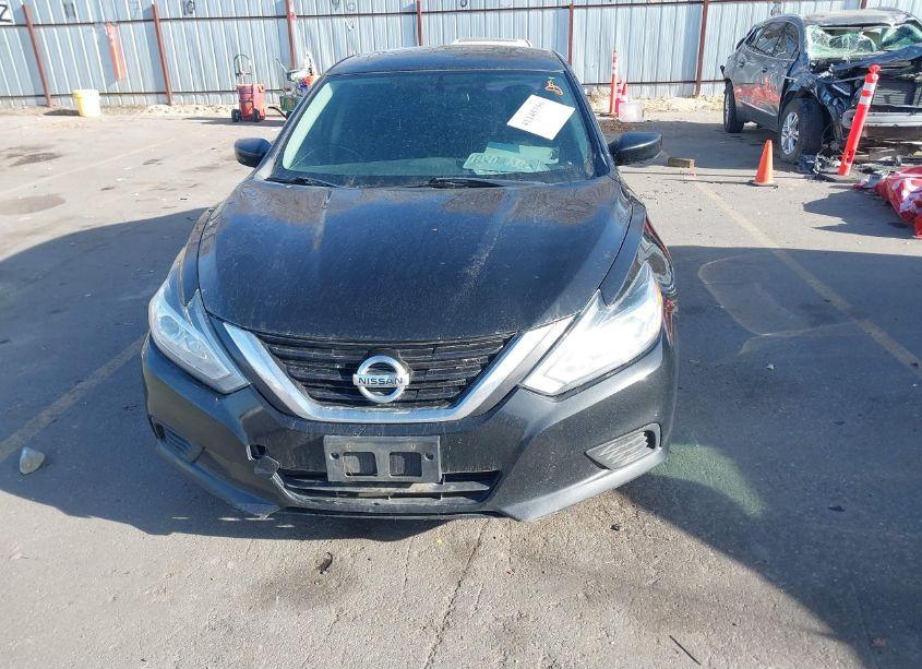 Photo 6 of 2018 Nissan Altima 2.5 S (VIN 1N4AL3AP6JC187419)