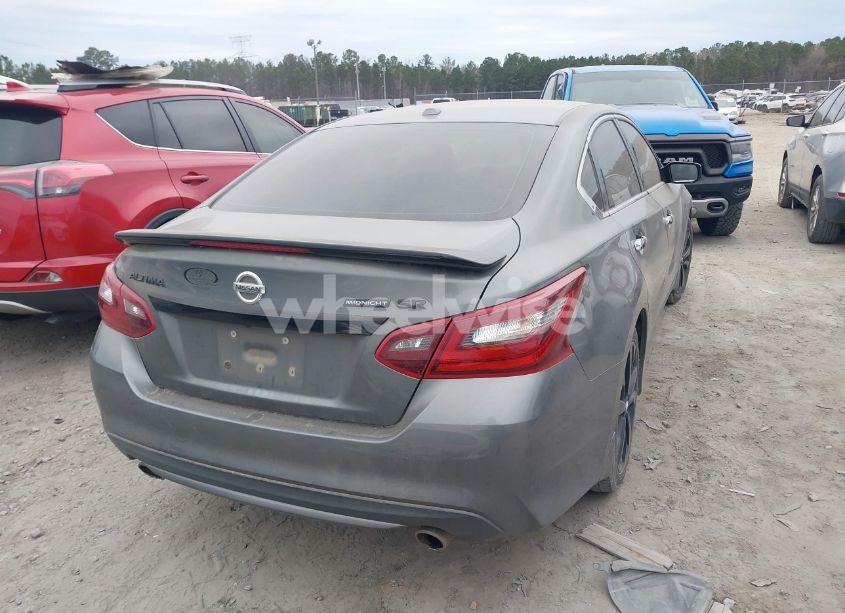 Photo 16 of 2018 Nissan Altima 2.5 SR (VIN 1N4AL3AP6JC192183)