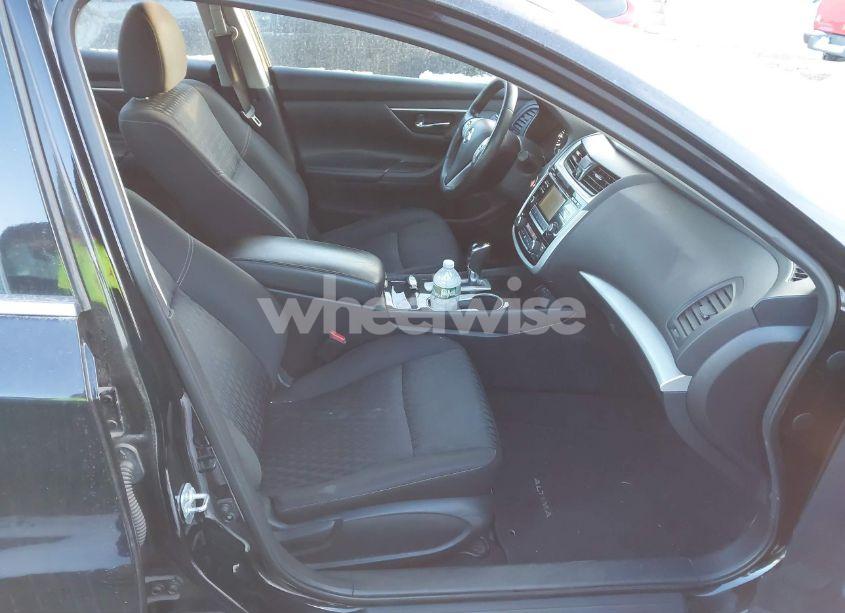 Photo 5 of 2018 Nissan Altima 2.5 SV (VIN 1N4AL3AP6JC205983)