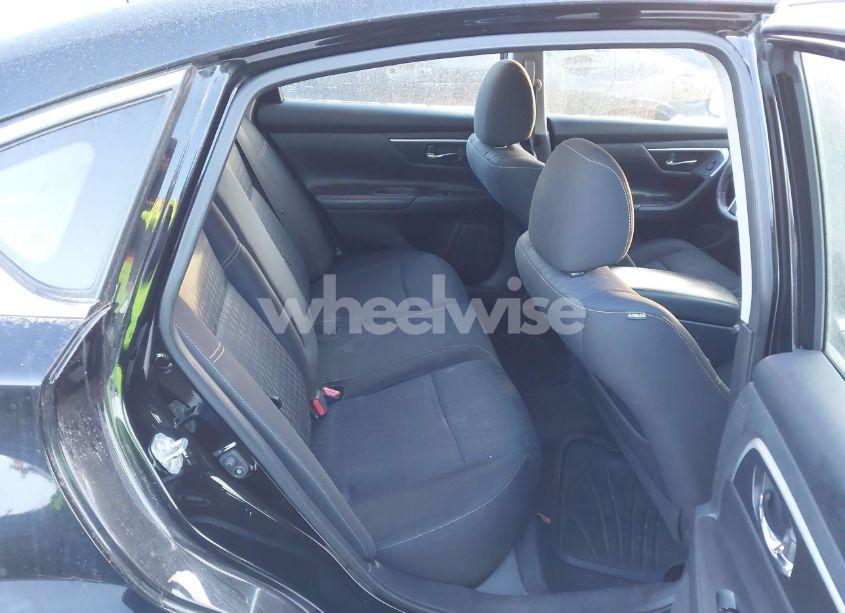 Photo 8 of 2018 Nissan Altima 2.5 SV (VIN 1N4AL3AP6JC205983)