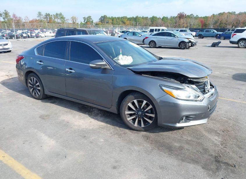 2018 Nissan Altima 2.5 SL (VIN 1N4AL3AP6JC213940) main photo