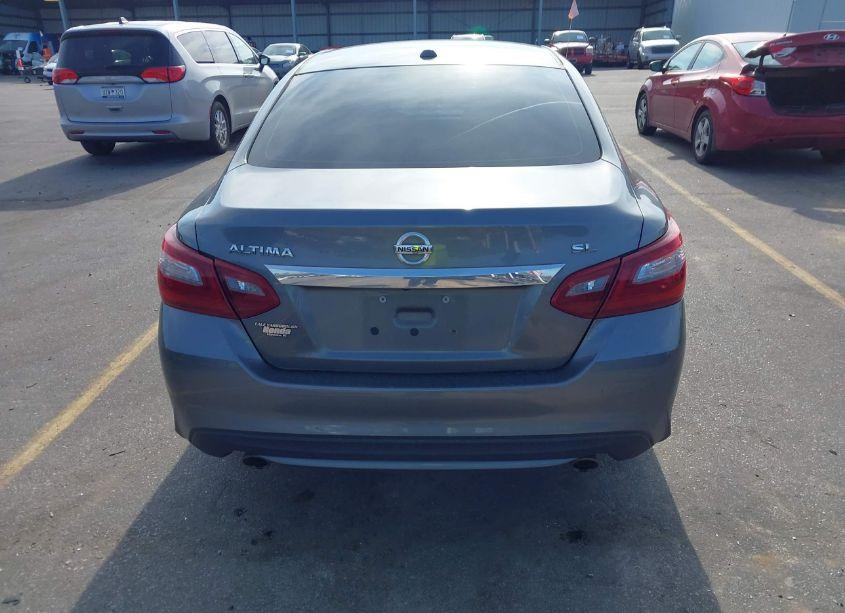 Photo 16 of 2018 Nissan Altima 2.5 SL (VIN 1N4AL3AP6JC213940)