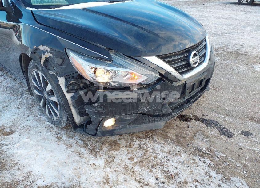 Photo 18 of 2018 Nissan Altima 2.5 SV (VIN 1N4AL3AP6JC230477)