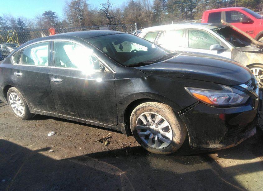 Photo 13 of 2018 Nissan Altima 2.5 S (VIN 1N4AL3AP6JC230611)