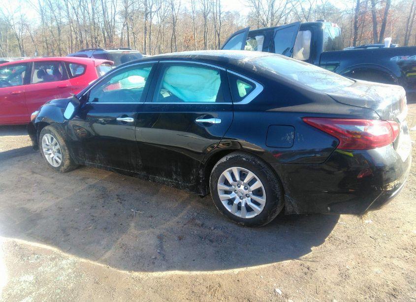 Photo 14 of 2018 Nissan Altima 2.5 S (VIN 1N4AL3AP6JC230611)