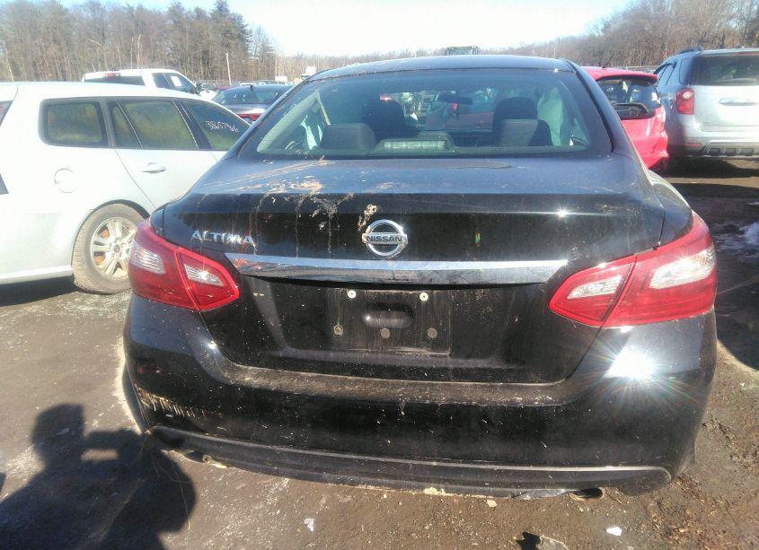 Photo 16 of 2018 Nissan Altima 2.5 S (VIN 1N4AL3AP6JC230611)