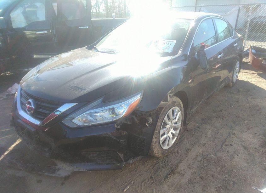 Photo 2 of 2018 Nissan Altima 2.5 S (VIN 1N4AL3AP6JC230611)