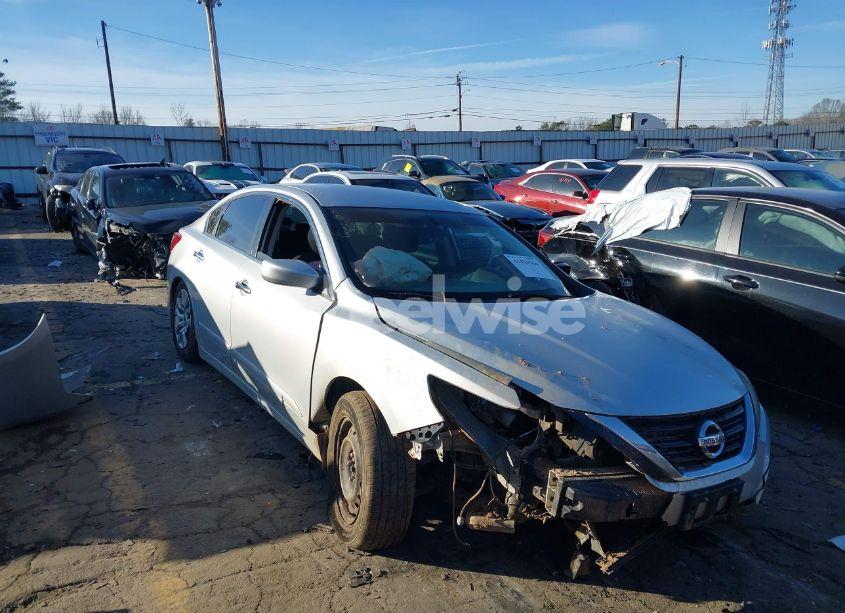 2018 Nissan Altima 2.5 S (VIN 1N4AL3AP6JC237803) main photo