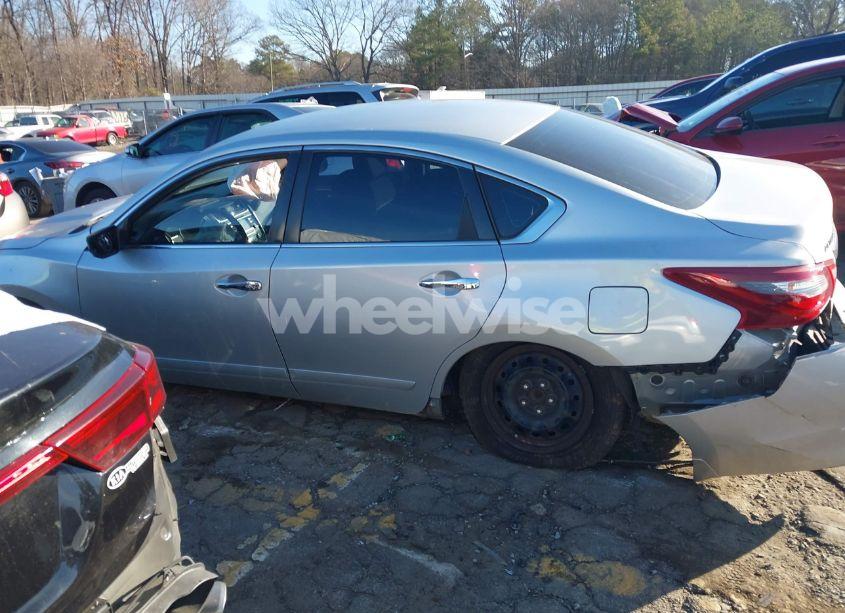 Photo 15 of 2018 Nissan Altima 2.5 S (VIN 1N4AL3AP6JC237803)