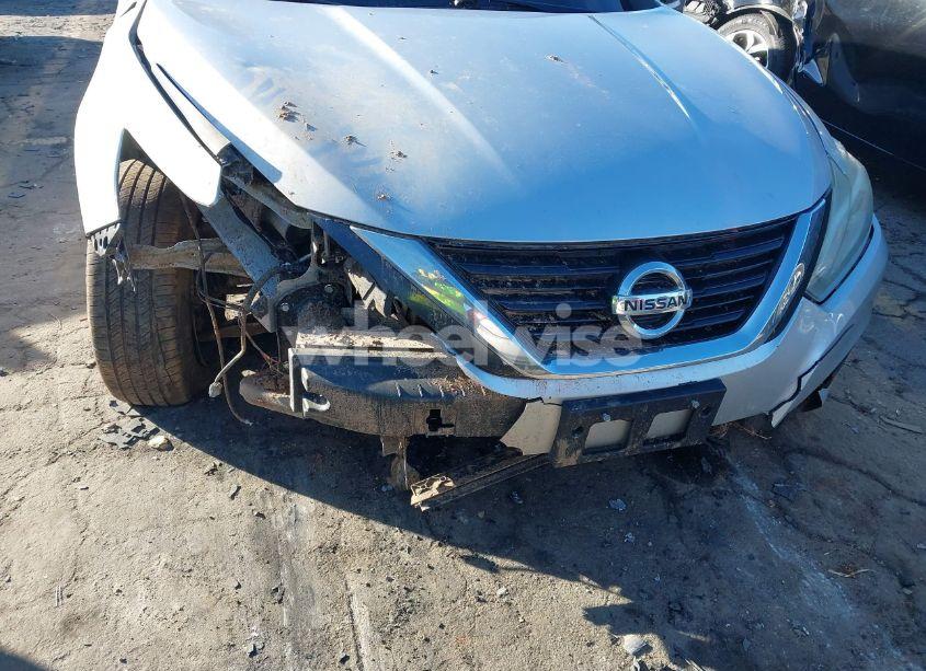 Photo 6 of 2018 Nissan Altima 2.5 S (VIN 1N4AL3AP6JC237803)