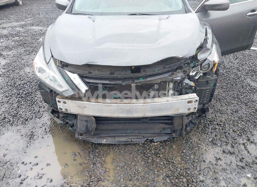 Photo 6 of 2018 Nissan Altima 2.5 SV (VIN 1N4AL3AP6JC240748)