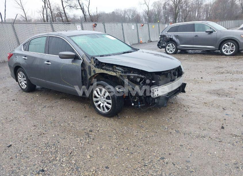 2018 Nissan Altima 2.5 S (VIN 1N4AL3AP6JC242595) main photo
