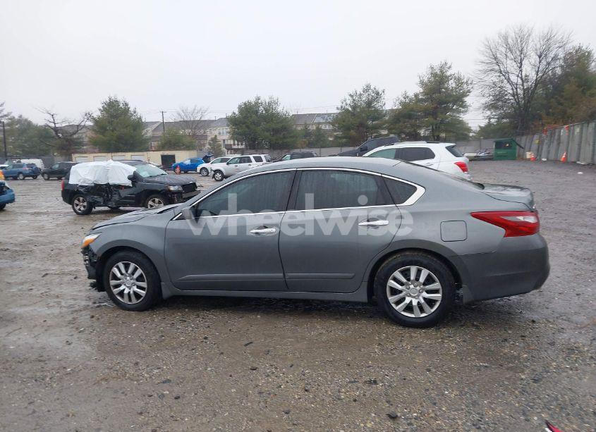 Photo 14 of 2018 Nissan Altima 2.5 S (VIN 1N4AL3AP6JC242595)