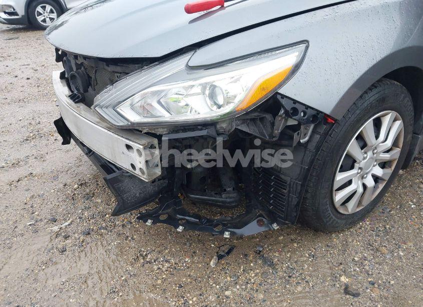 Photo 18 of 2018 Nissan Altima 2.5 S (VIN 1N4AL3AP6JC242595)