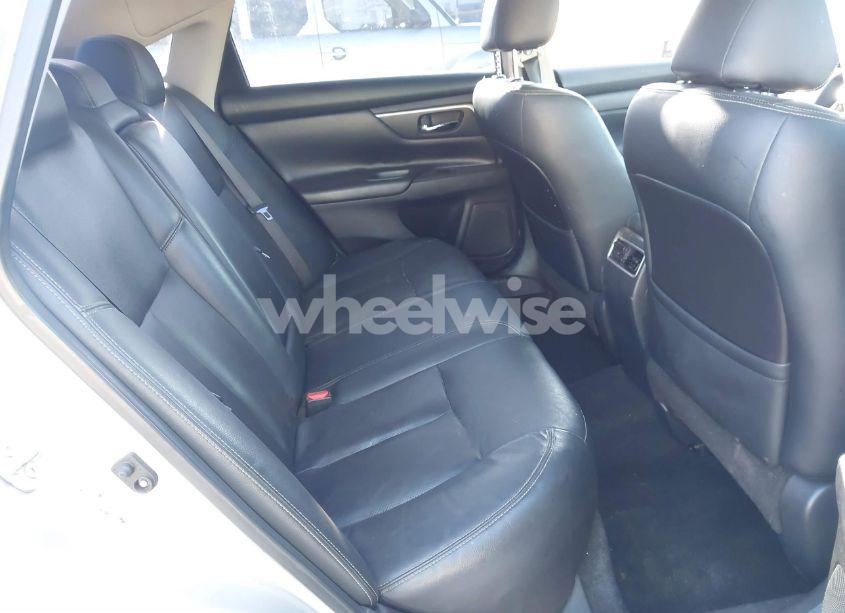 Photo 8 of 2018 Nissan Altima 2.5 SL (VIN 1N4AL3AP6JC245142)