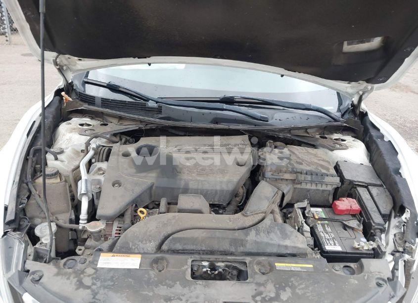 Photo 10 of 2018 Nissan Altima 2.5 S (VIN 1N4AL3AP6JC247179)