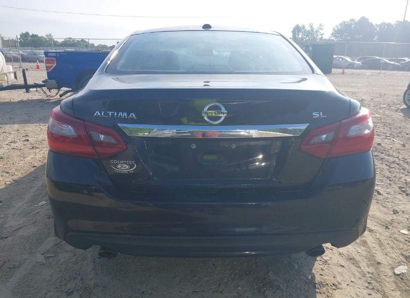 Photo 16 of 2018 Nissan Altima 2.5 SL (VIN 1N4AL3AP6JC251510)