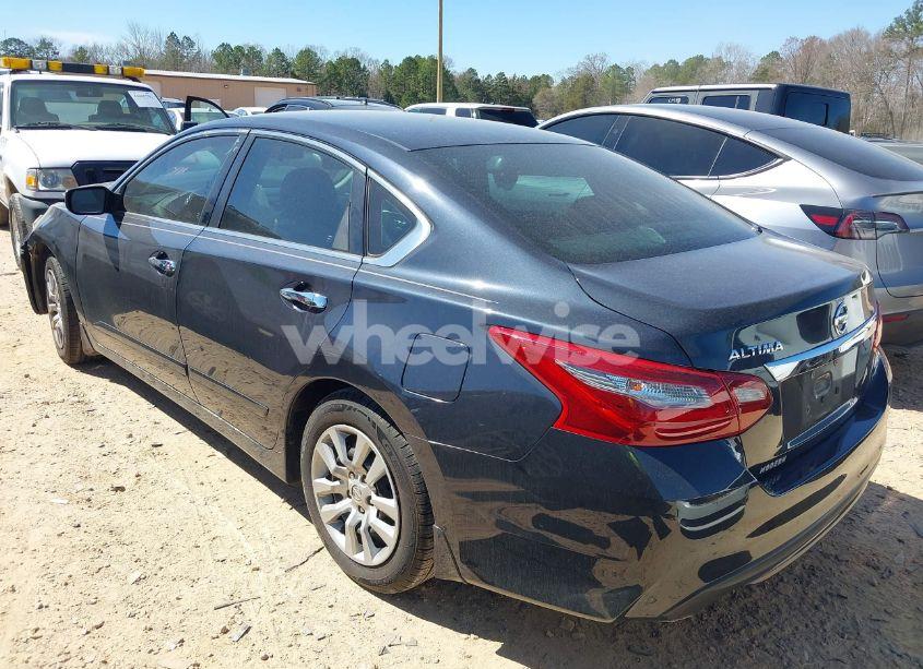 Photo 3 of 2018 Nissan Altima 2.5 S (VIN 1N4AL3AP6JC255539)