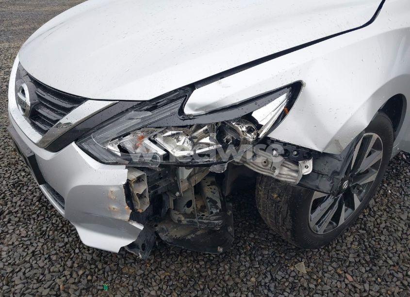 Photo 18 of 2018 Nissan Altima 2.5 SV (VIN 1N4AL3AP6JC256299)