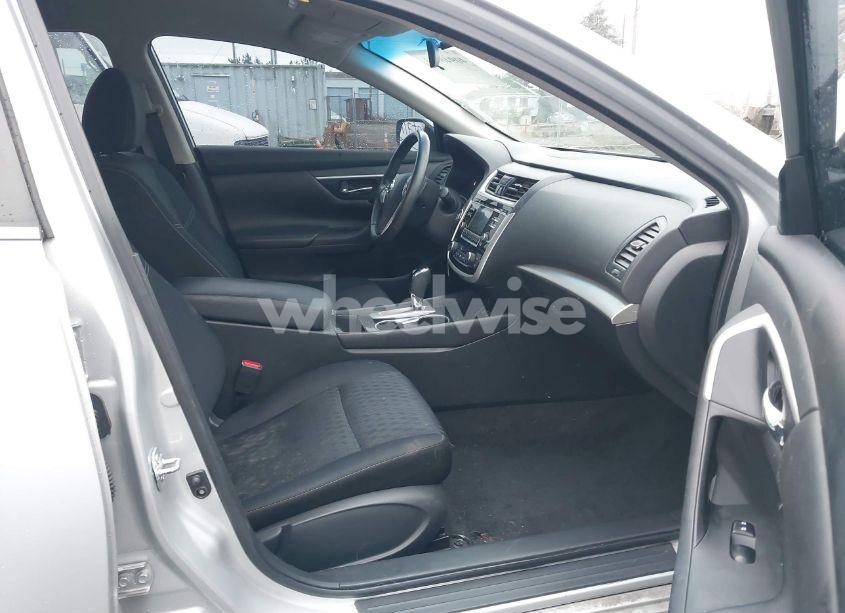 Photo 5 of 2018 Nissan Altima 2.5 SV (VIN 1N4AL3AP6JC256299)