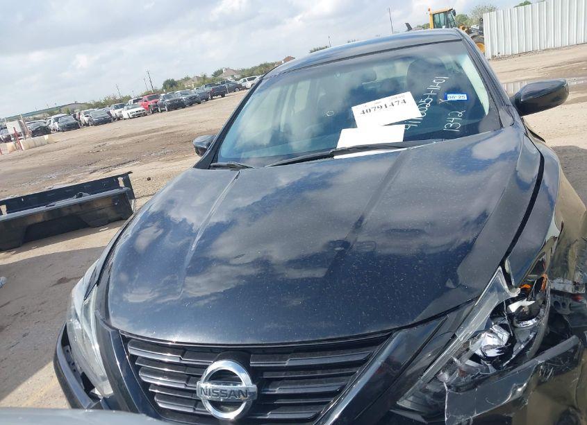 Photo 12 of 2018 Nissan Altima 2.5 SR (VIN 1N4AL3AP6JC261342)