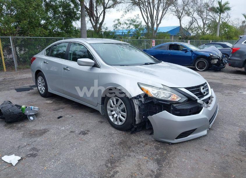 2018 Nissan Altima 2.5 S (VIN 1N4AL3AP6JC268162) main photo