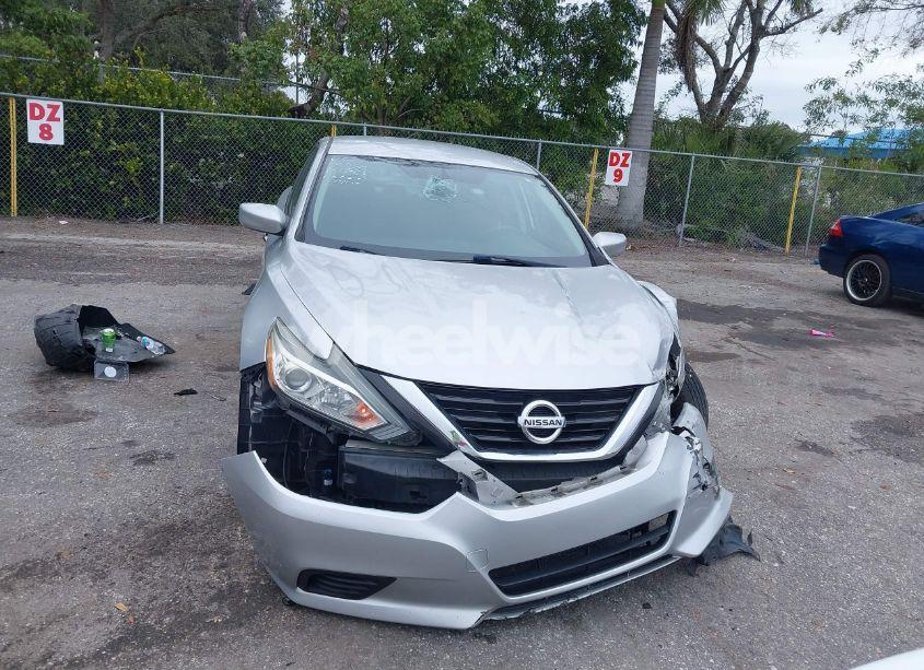 Photo 12 of 2018 Nissan Altima 2.5 S (VIN 1N4AL3AP6JC268162)
