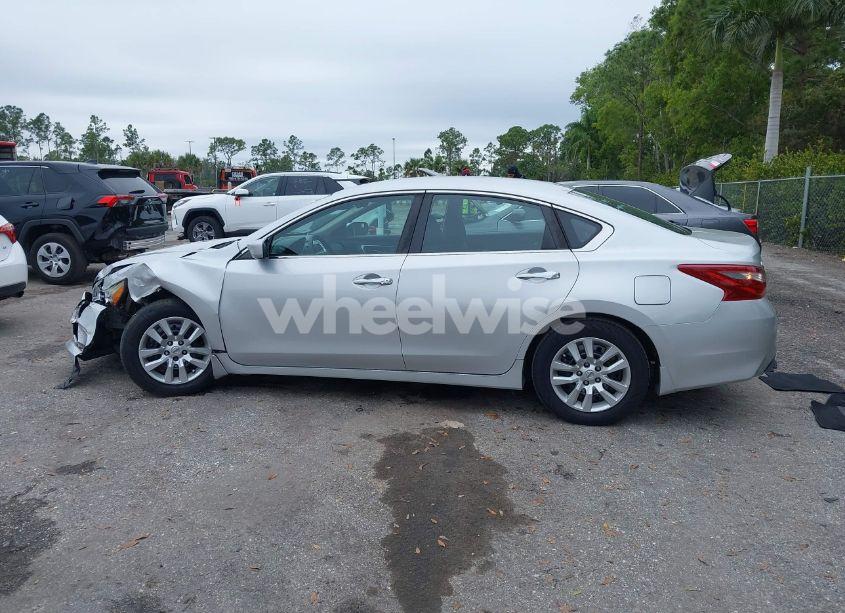 Photo 14 of 2018 Nissan Altima 2.5 S (VIN 1N4AL3AP6JC268162)