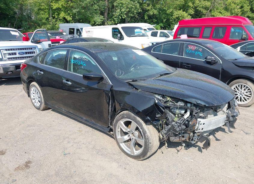 2018 Nissan Altima 2.5 S (VIN 1N4AL3AP6JC270221) main photo