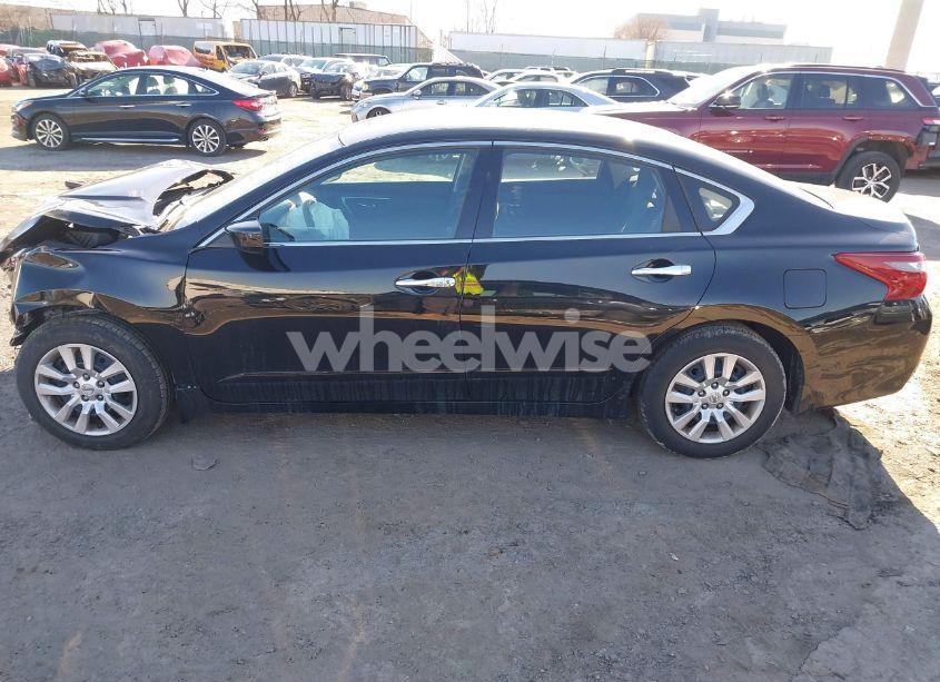 Photo 15 of 2018 Nissan Altima 2.5 S (VIN 1N4AL3AP6JC277685)