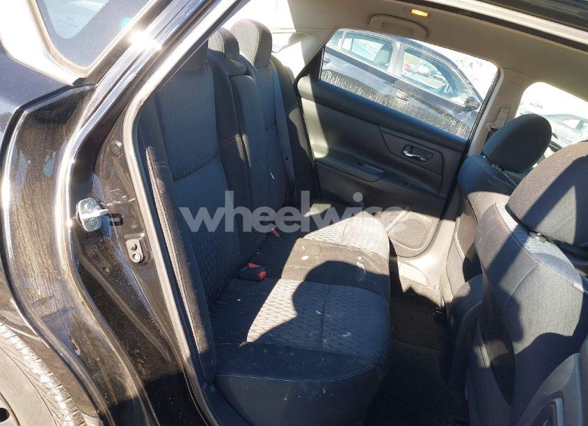 Photo 8 of 2018 Nissan Altima 2.5 S (VIN 1N4AL3AP6JC277685)