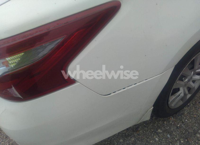 Photo 21 of 2018 Nissan Altima 2.5 S (VIN 1N4AL3AP6JC281381)