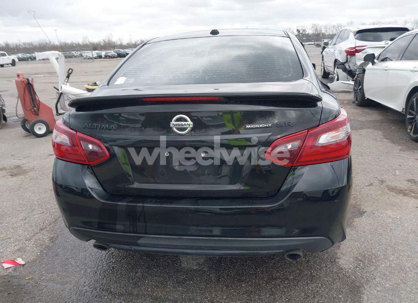 Photo 16 of 2018 Nissan Altima 2.5 SR (VIN 1N4AL3AP6JC283924)