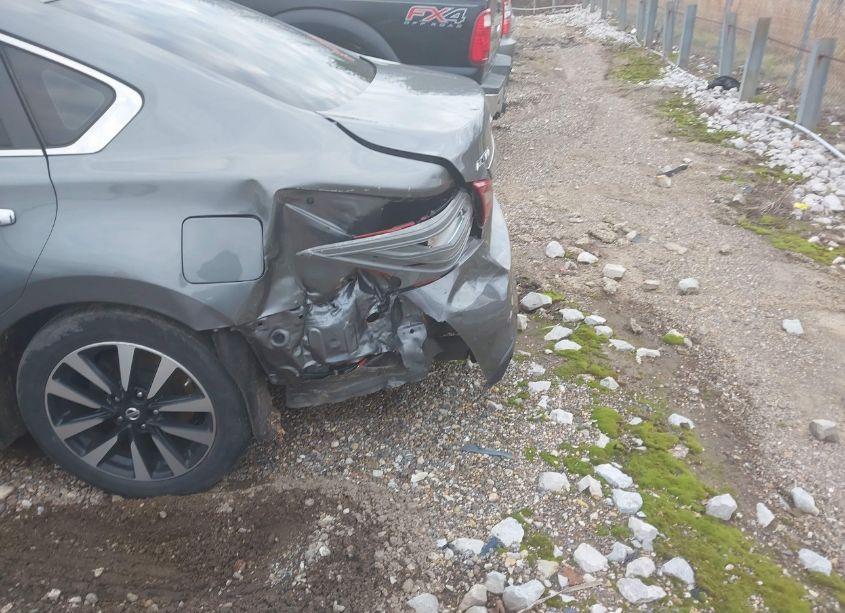 Photo 18 of 2018 Nissan Altima 2.5 SV (VIN 1N4AL3AP6JC288542)