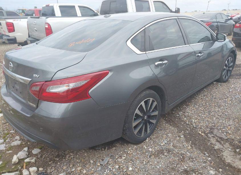 Photo 4 of 2018 Nissan Altima 2.5 SV (VIN 1N4AL3AP6JC288542)