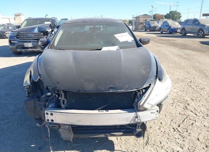 Photo 12 of 2018 Nissan Altima 2.5 S (VIN 1N4AL3AP6JC291747)